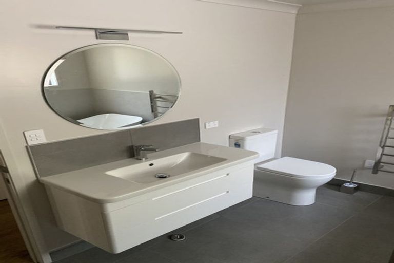 Photo of property in 12b Kaiwaka Road, Waiuku, 2123