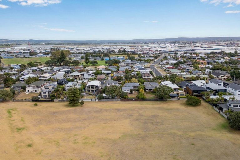 Photo of property in 181 Valley Road, Mount Maunganui, 3116