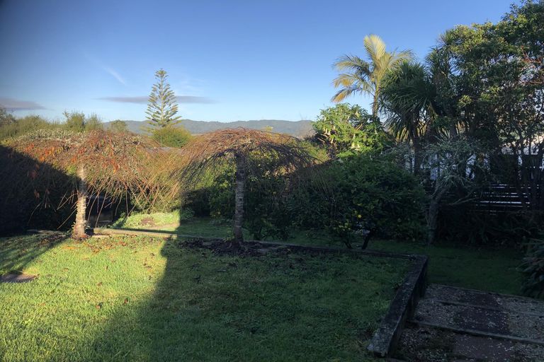 Photo of property in 2/4220 Great North Road, Glendene, Auckland, 0602