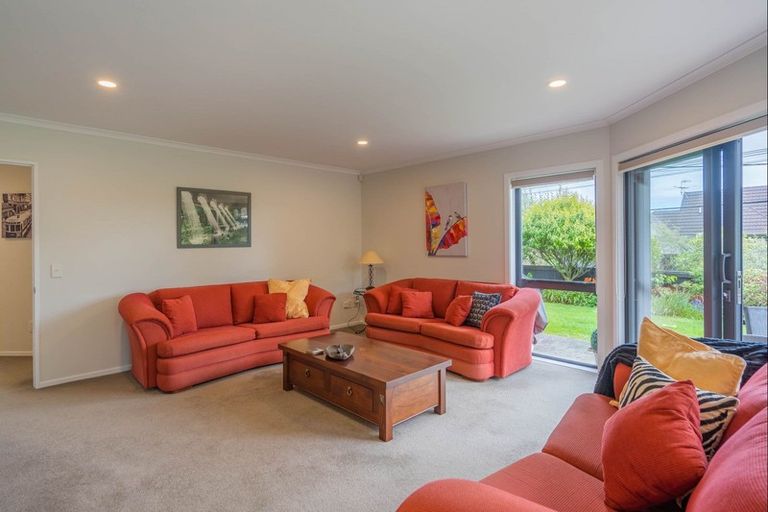 Photo of property in 79a Winara Avenue, Waikanae, 5036