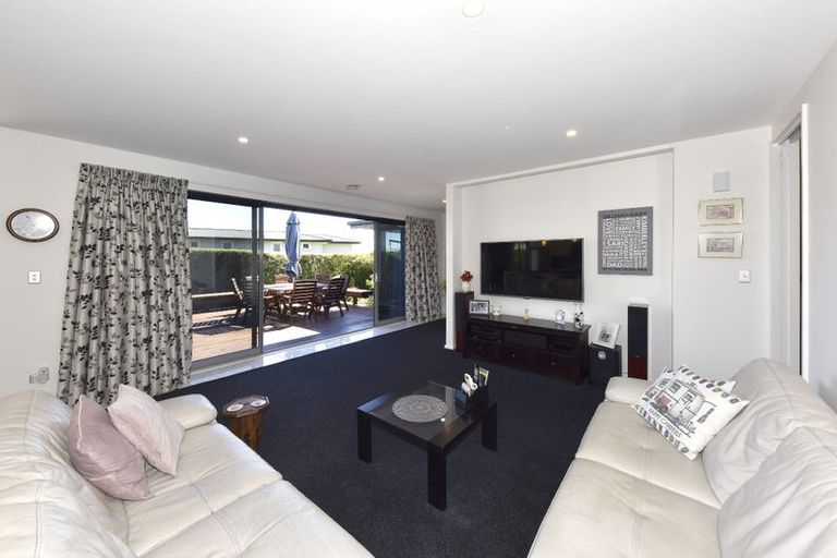 Photo of property in 9 Kenmure Drive, Huntsbury, Christchurch, 8022