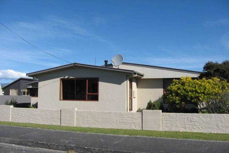 Photo of property in 47 Marine Parade, Carters Beach, Westport, 7825