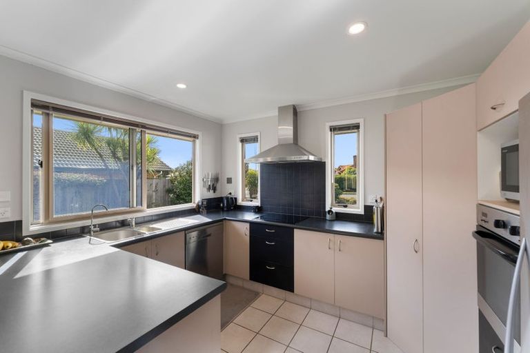 Photo of property in 19 Kendall View, Stoke, Nelson, 7011