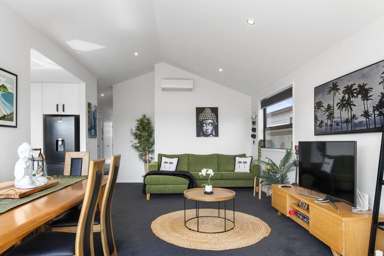 Photo of property in 15 Te Paea Crescent, Papamoa Beach, Papamoa, 3118