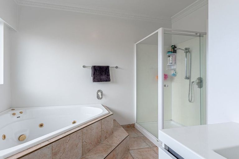 Photo of property in 103 Hillcrest Road, Raumati Beach, Paraparaumu, 5032