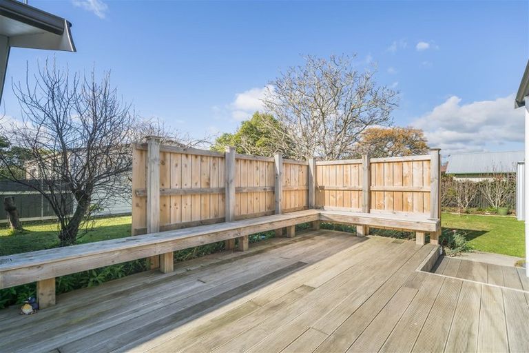 Photo of property in 34 Argyle Avenue, Takaro, Palmerston North, 4410