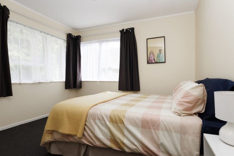 Photo of property in 69 Montgomery Avenue, Karori, Wellington, 6012