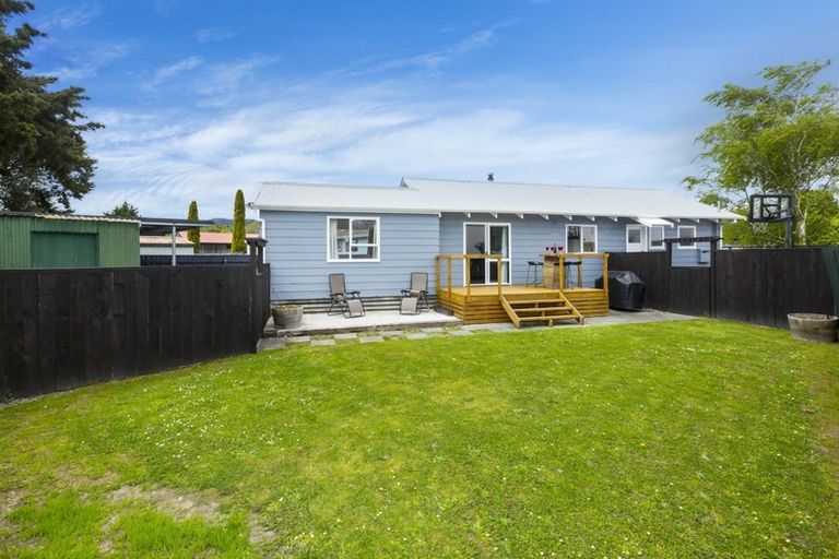 Photo of property in 7 Moonstone Grove, Birchville, Upper Hutt, 5018