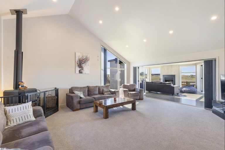 Photo of property in 139 Manutahi Road, Tarurutangi, New Plymouth, 4372