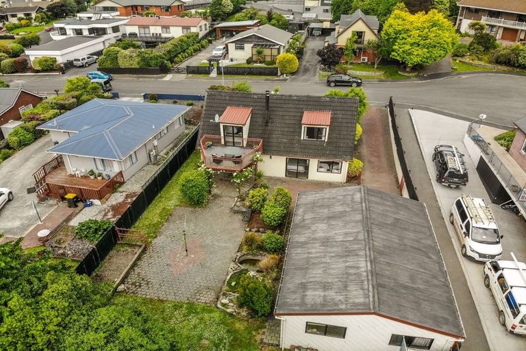 Photo of property in 79 Kinmont Crescent, Kinmont Park, Mosgiel, 9024