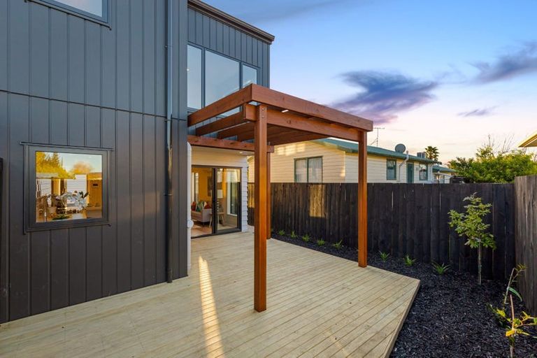 Photo of property in 649e Te Atatu Road, Te Atatu Peninsula, Auckland, 0610