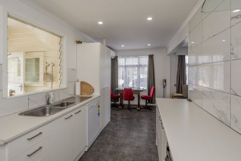 Photo of property in 21 Rutland Street, Levin, 5510