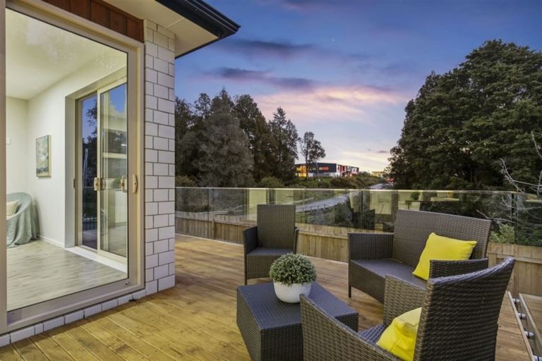 Photo of property in 2 Rashni Road, Flat Bush, Auckland, 2019