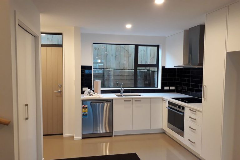 Photo of property in 19/15 Chivalry Road, Glenfield, Auckland, 0629