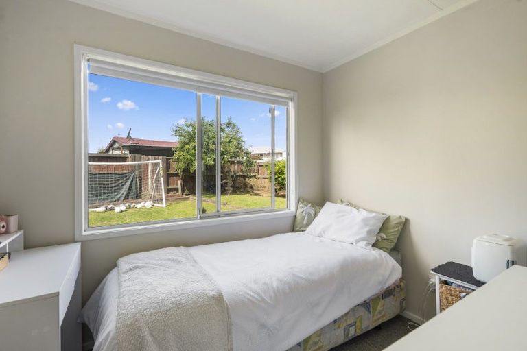 Photo of property in 9 Thackeray Place, Owhata, Rotorua, 3010