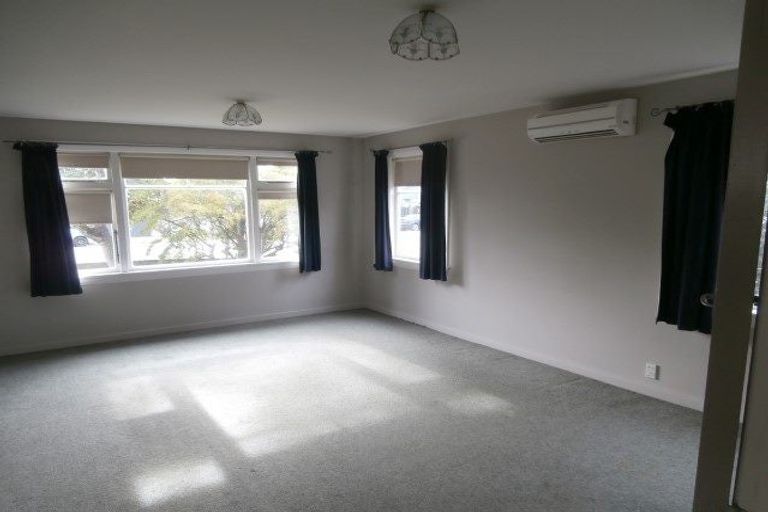 Photo of property in 2 Highgate Avenue, Merivale, Christchurch, 8014