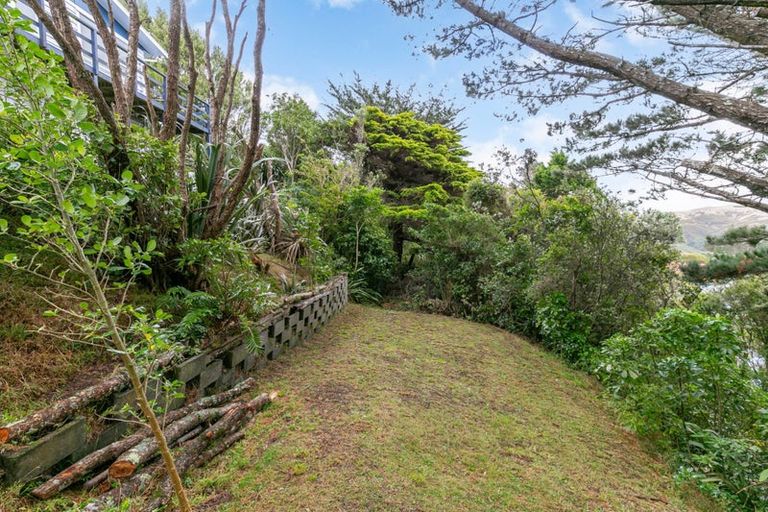 Photo of property in 53 Lomita Road, Johnsonville, Wellington, 6037