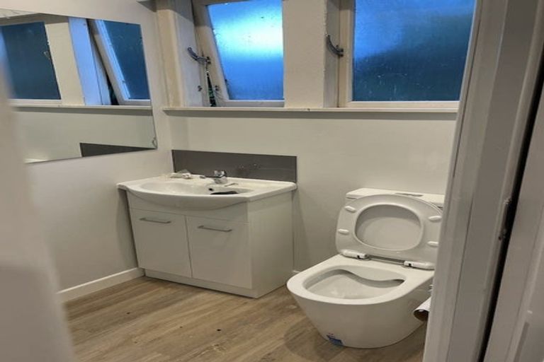 Photo of property in 462 Evans Bay Parade, Hataitai, Wellington, 6021