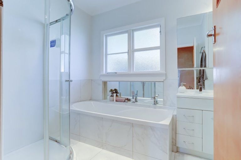 Photo of property in 44 Hadfield Crescent, College Estate, Whanganui, 4500