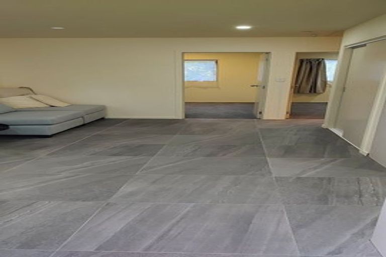 Photo of property in 39a Evelyn Road, Cockle Bay, Auckland, 2014