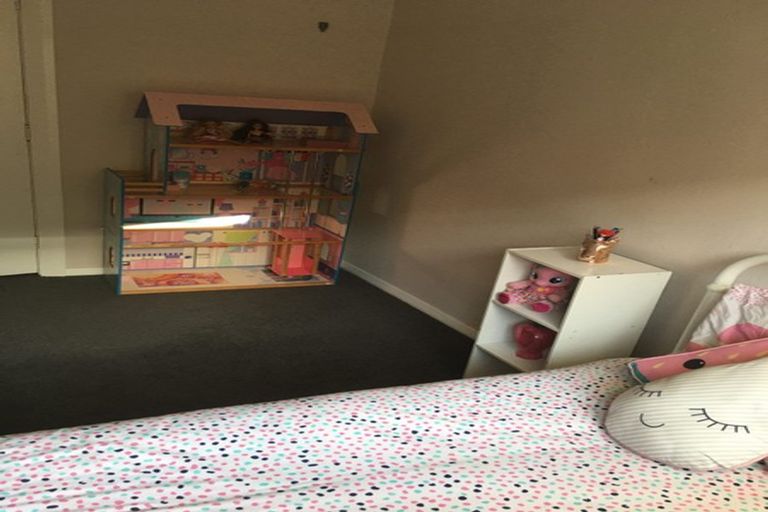 Photo of property in 32 Ryehill Street, Calton Hill, Dunedin, 9012