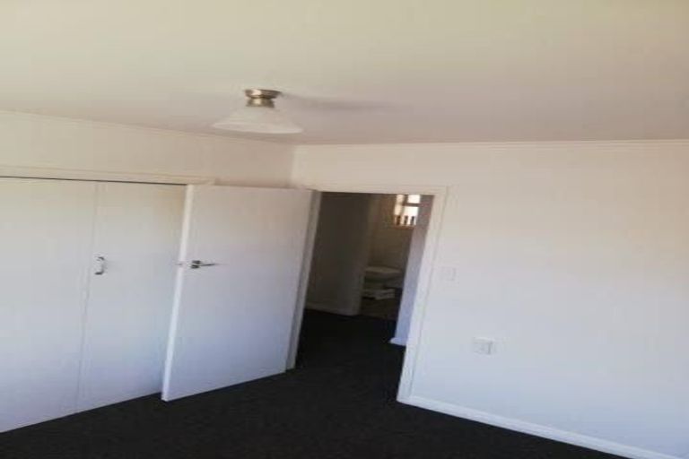 Photo of property in 61 Williams Street, Cambridge, 3434