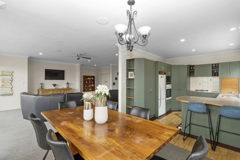 Photo of property in 12 Terrace Street, Putaruru, 3411