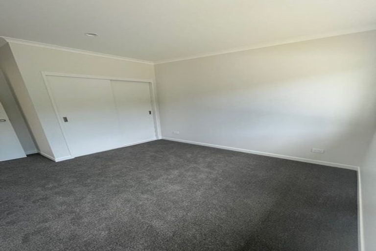 Photo of property in 54 Robert Might Road, Kumeu, 0810