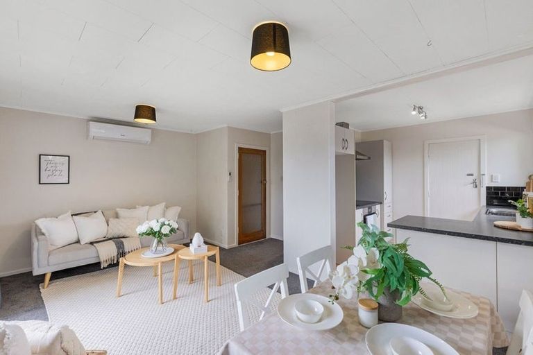 Photo of property in 18 Kaituna Street, Milson, Palmerston North, 4414