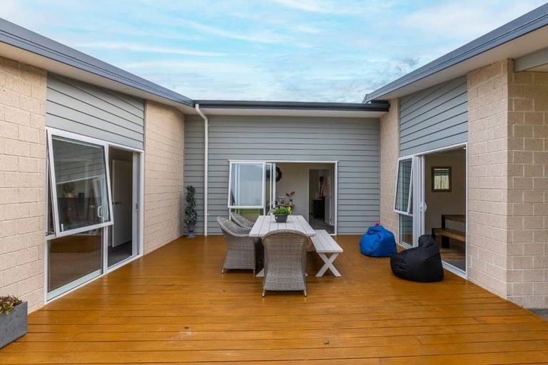 Photo of property in 110 The Drive, Otaihanga, Paraparaumu, 5032