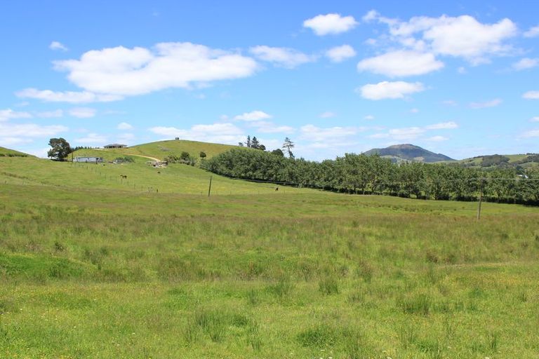 Photo of property in 74a Whananaki North Road, Whakapara, Hikurangi, 0181