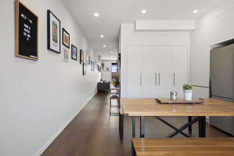 Photo of property in 28 Karoro Road, Flat Bush, Auckland, 2019
