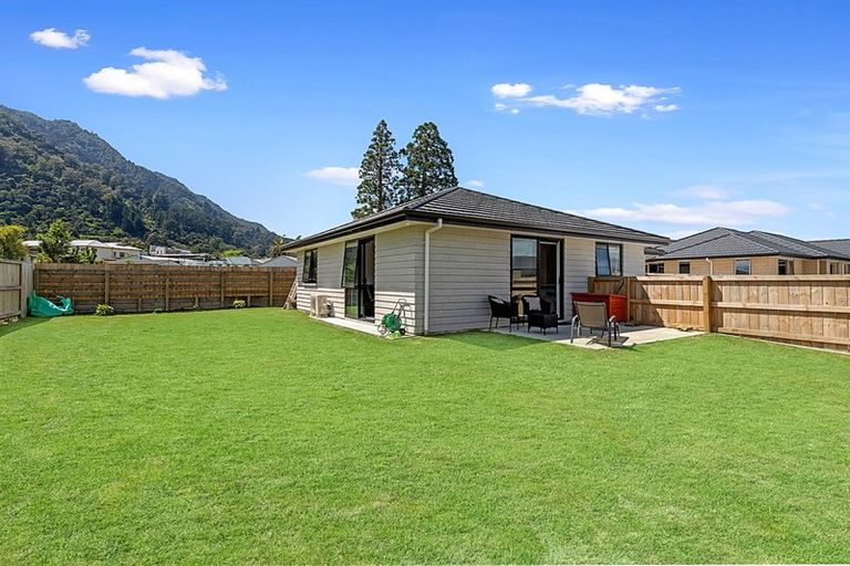 Photo of property in 17 Millar Street, Te Aroha, 3320