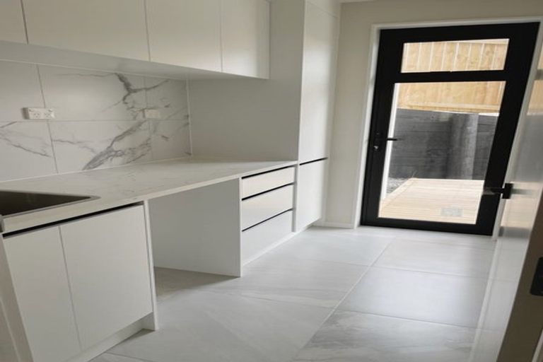 Photo of property in 23 Cirrus Way, Ranui, Auckland, 0612