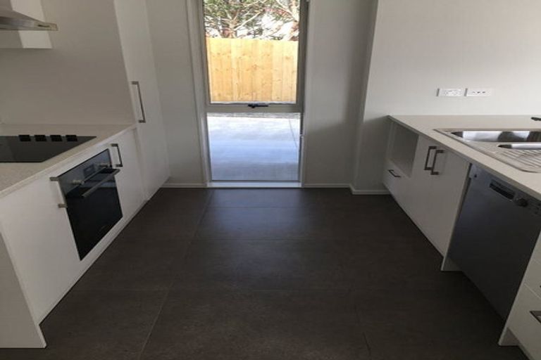 Photo of property in 7b Yeoman Place, Howick, Auckland, 2014