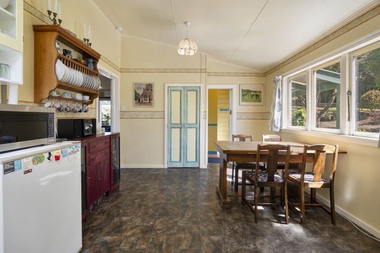 Photo of property in 11a Grammar Street, Kimbolton, 4777