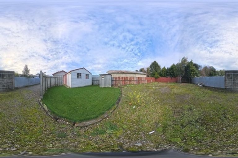 Photo of property in 8 Fraser Street, Waikiwi, Invercargill, 9810