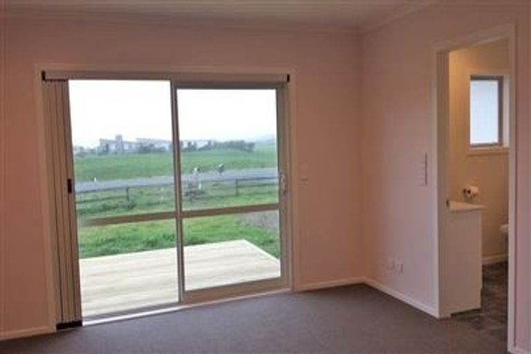 Photo of property in 34 Sims Road, Te Horo Beach, Otaki, 5581
