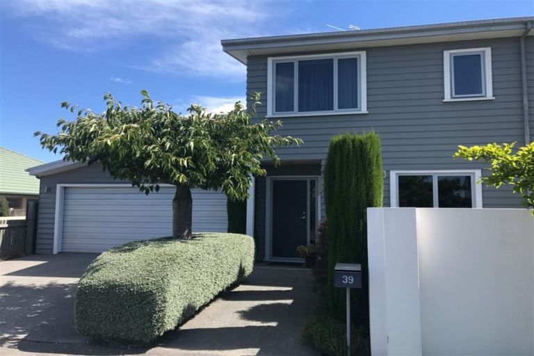 Photo of property in 39 Mary Street, Papanui, Christchurch, 8053