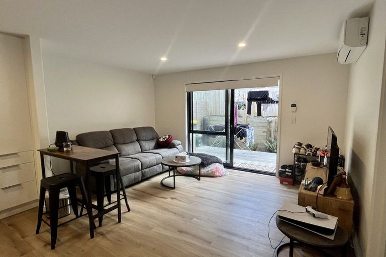 Photo of property in 7 Maraeariki Avenue, Orewa, 0931