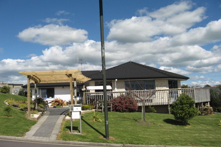 Photo of property in 2 Cram Court, Welcome Bay, Tauranga, 3112