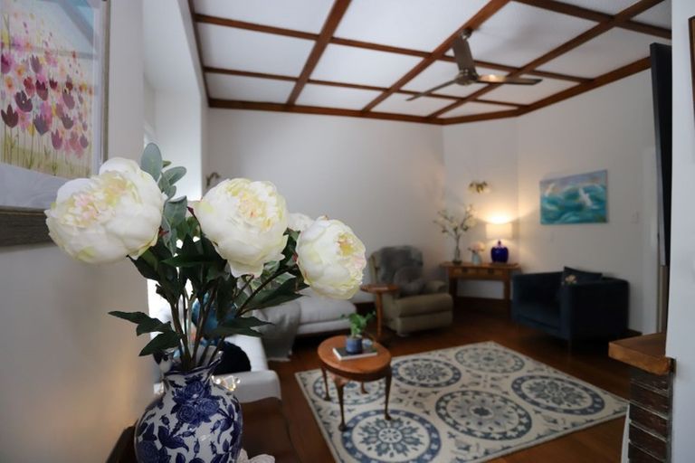 Photo of property in 25 Portia Street, Stratford, 4332