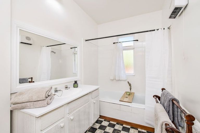 Photo of property in 2/35 Mathers Road, Hoon Hay, Christchurch, 8025