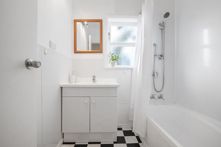 Photo of property in 99a Helvetia Road, Pukekohe, 2120