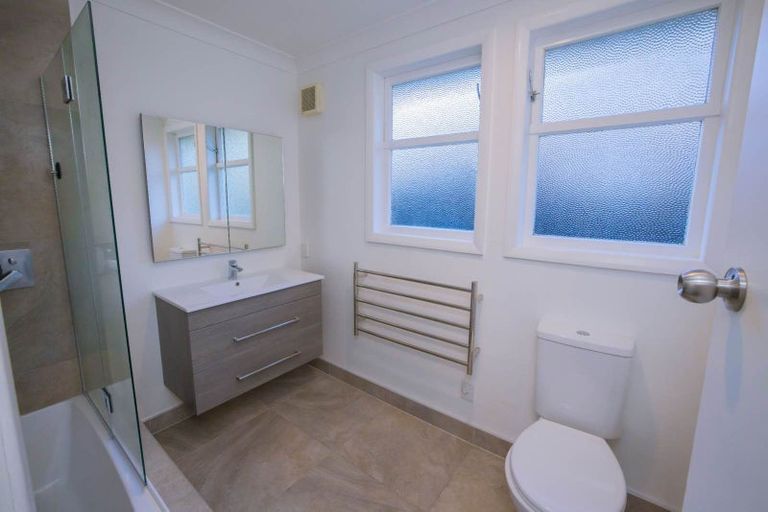 Photo of property in 160b Ridge Road, Howick, Auckland, 2014