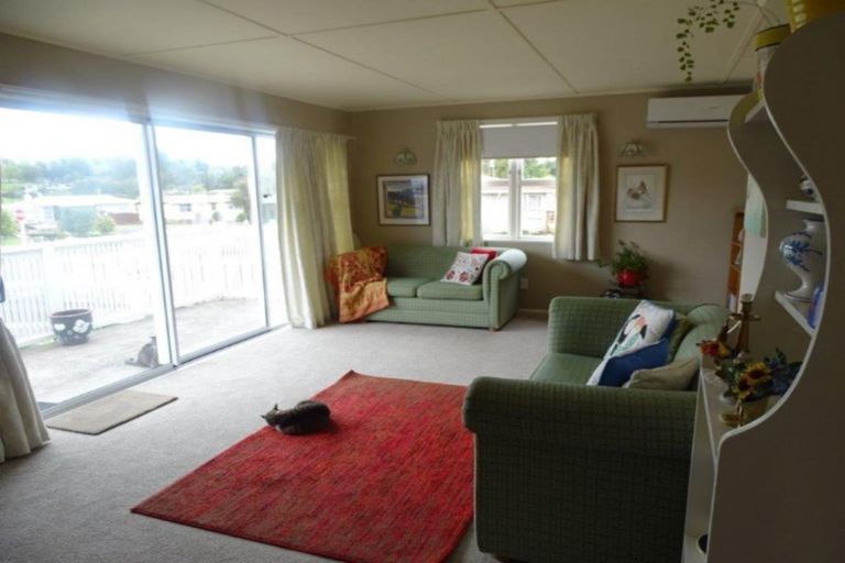 Photo of property in 6 Kinsella Place, Paeroa, 3600