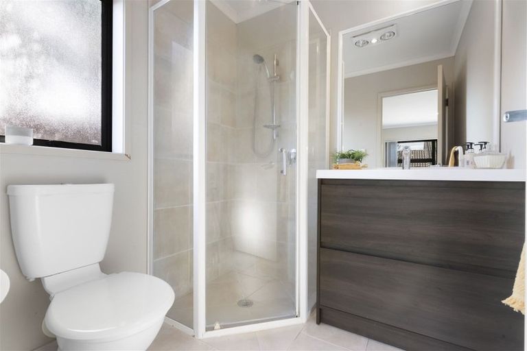 Photo of property in 38 Ranchod Terrace, Pukekohe, 2120