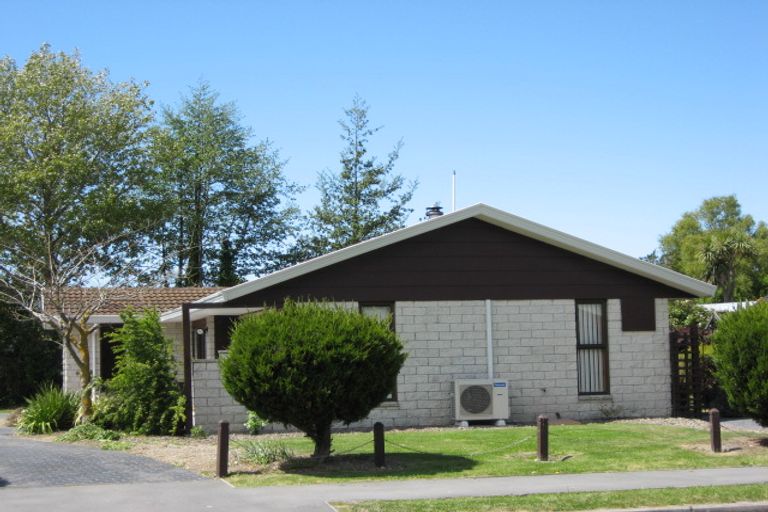 Photo of property in 56 Martyn Street, Rangiora, 7400