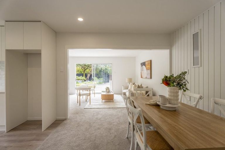 Photo of property in 2/367a Withells Road, Avonhead, Christchurch, 8042