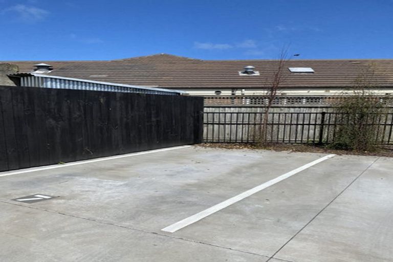Photo of property in 7/27 Bartlett Street, Riccarton, Christchurch, 8011